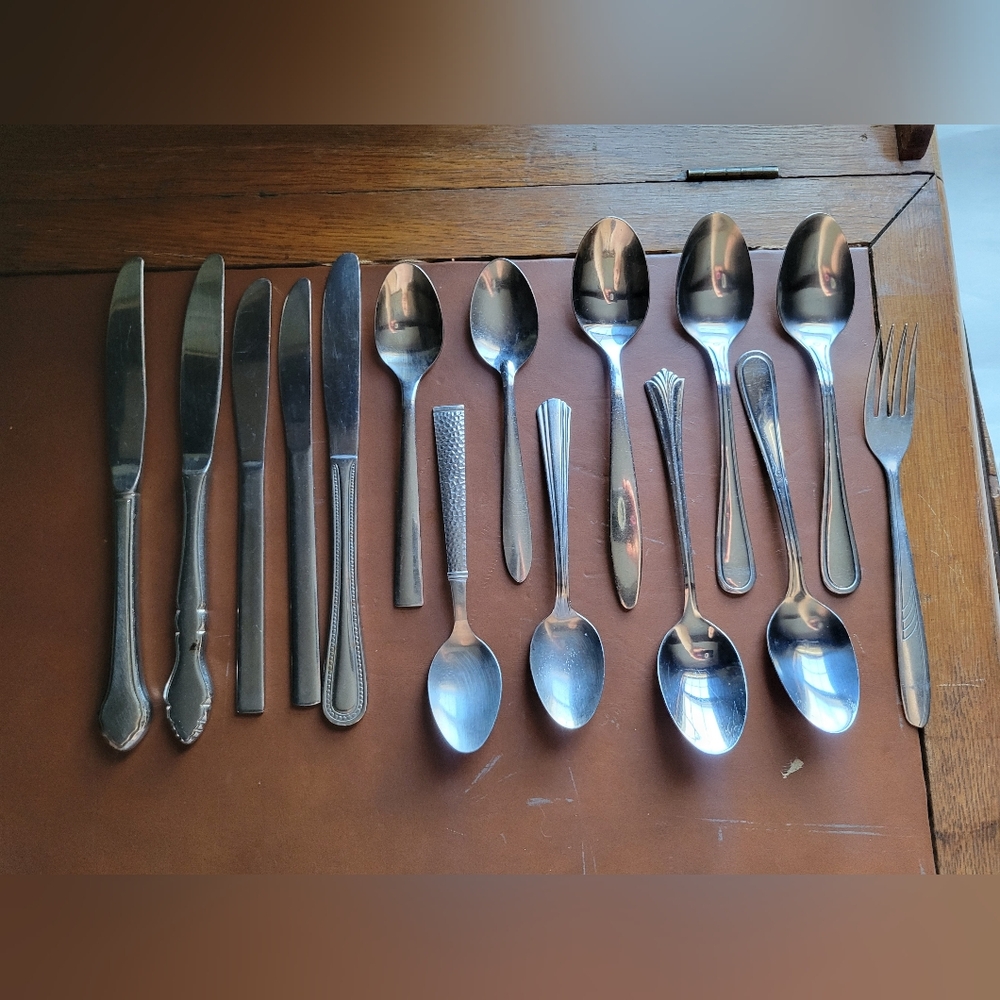 Mix Of Different Designs Stainless Steel Flatware Spoons, Knives, Fork